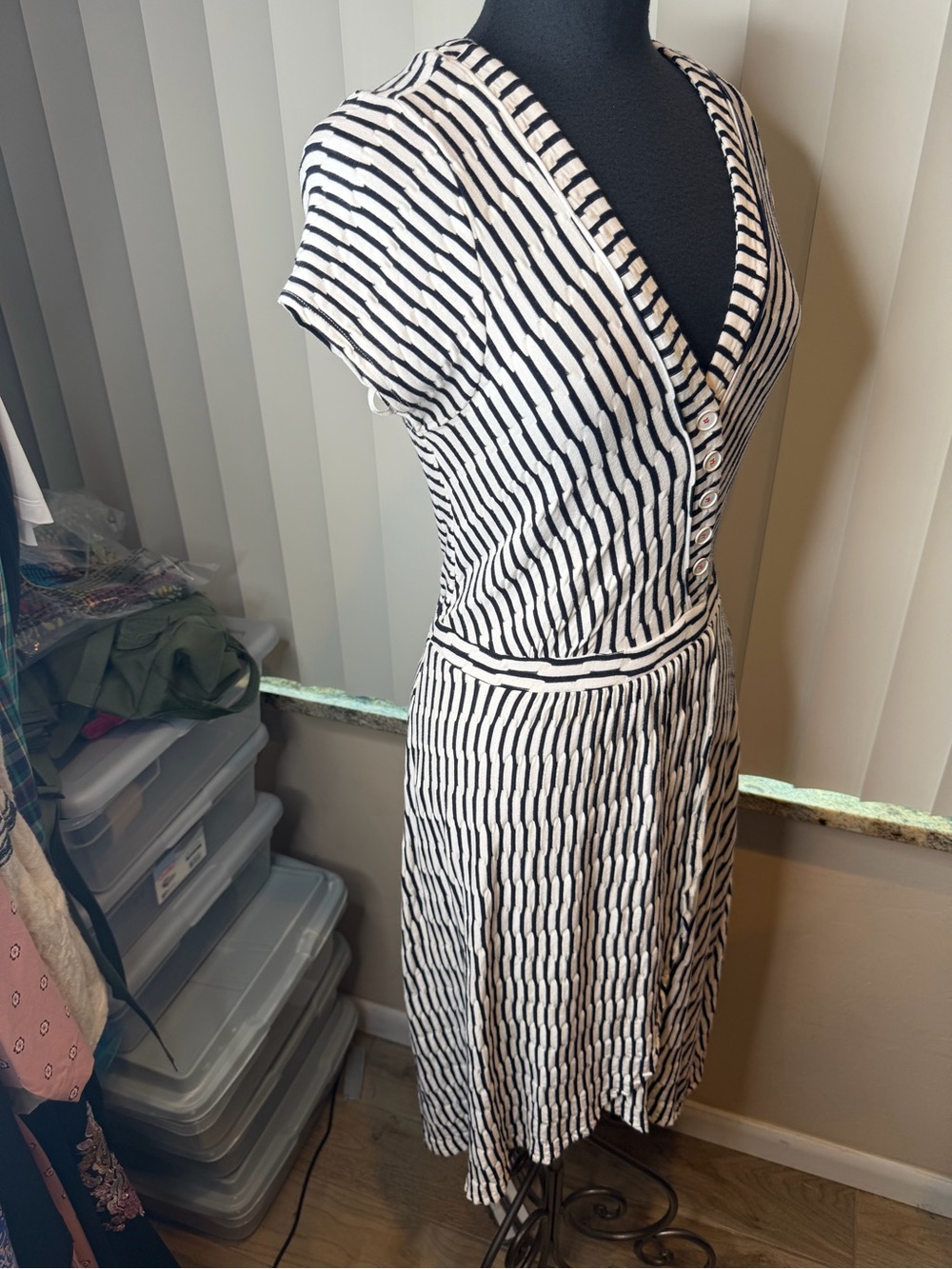 Maeve x Anthropologie Paladino Textured Dress Black White Striped Size Medium - Picture 4 of 8